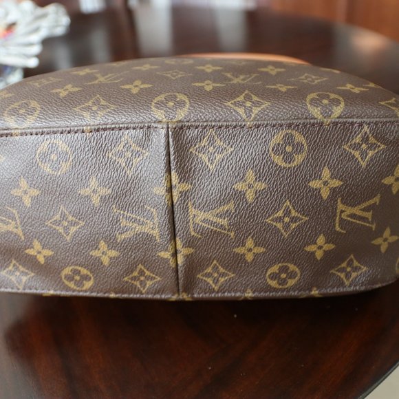 LV Vintage Monogram Looping Purse GM Date - Picture 15 of 17